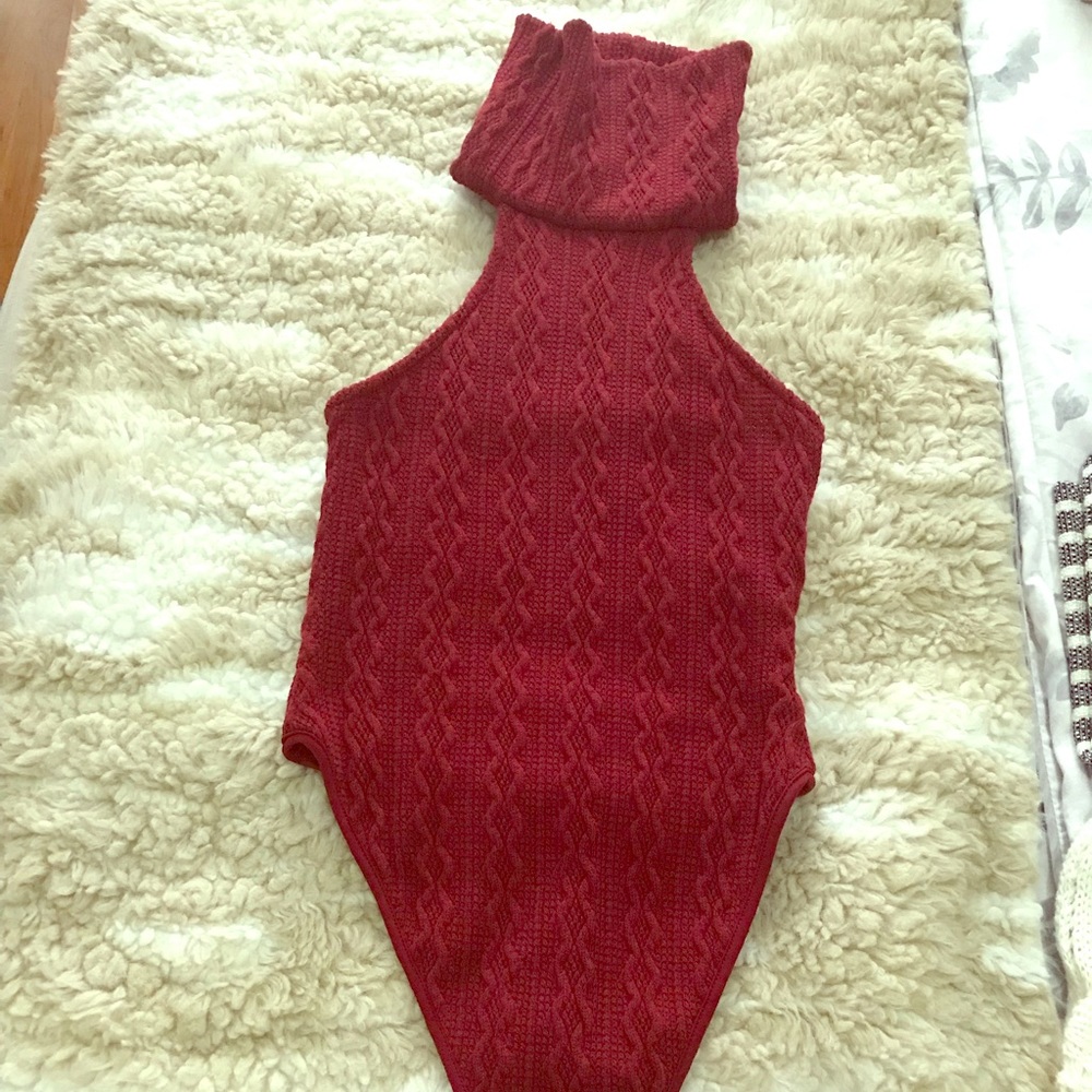 Turtle neck sleeveless sweater onesie